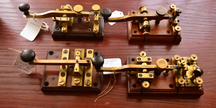 Z miłości do łączności