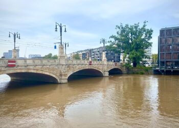 Jak zachowywać się w czasie powodzi?