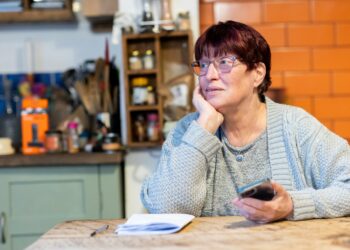 Ruszył Telefoniczny Punkt Porad dla dolnośląskich seniorów!