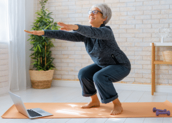 Ćwiczenia w domu – nowy sposób na aktywność seniorów