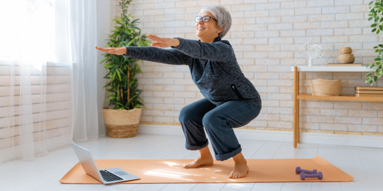 Ćwiczenia w domu – nowy sposób na aktywność seniorów