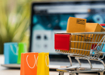 Jak bezpiecznie płacić i robić zakupy online?