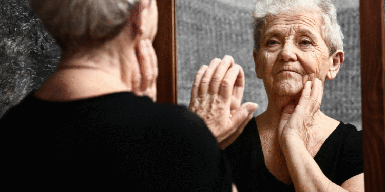 Dlaczego ludzie kiedyś bali się lustra?