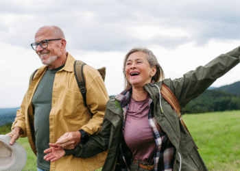 Podróże bez pośpiechu – najpiękniejsze miejsca w Polsce dla seniorów w 2025 roku
