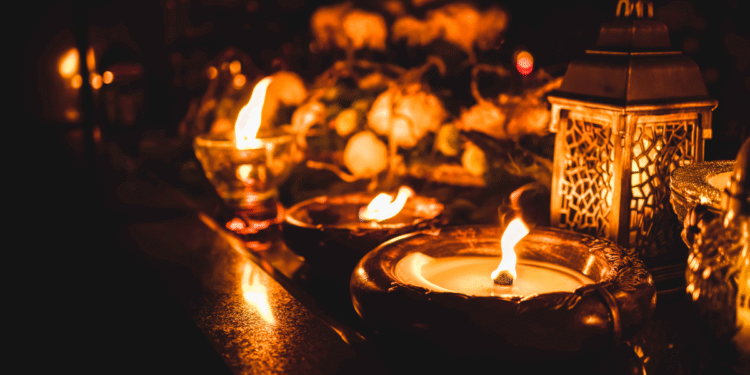 Pamięć, która nie gaśnie – historia święta Wszystkich Świętych